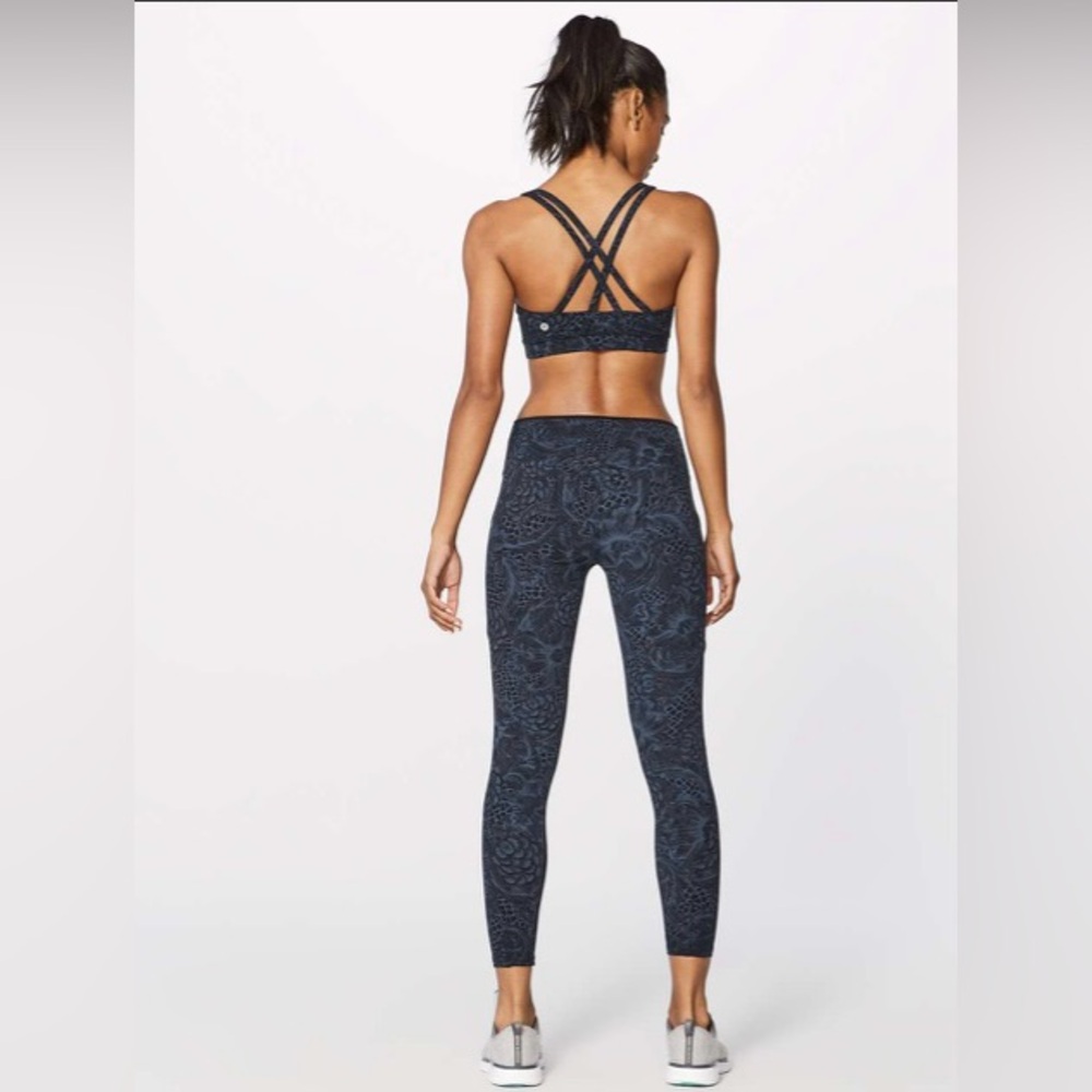 Lululemon Run On Blue Patterned Workout Tights. New. Size 6.